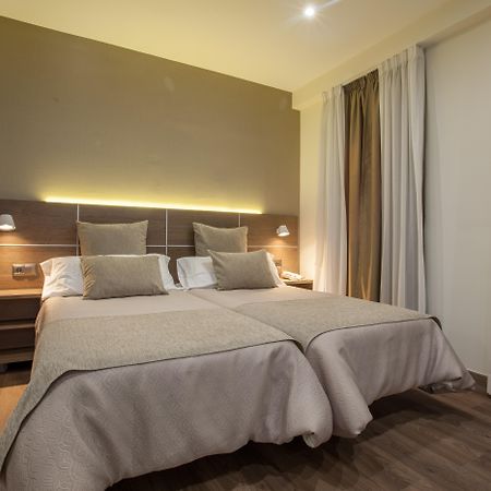 Hotel Don Paco Malaga Exterior photo