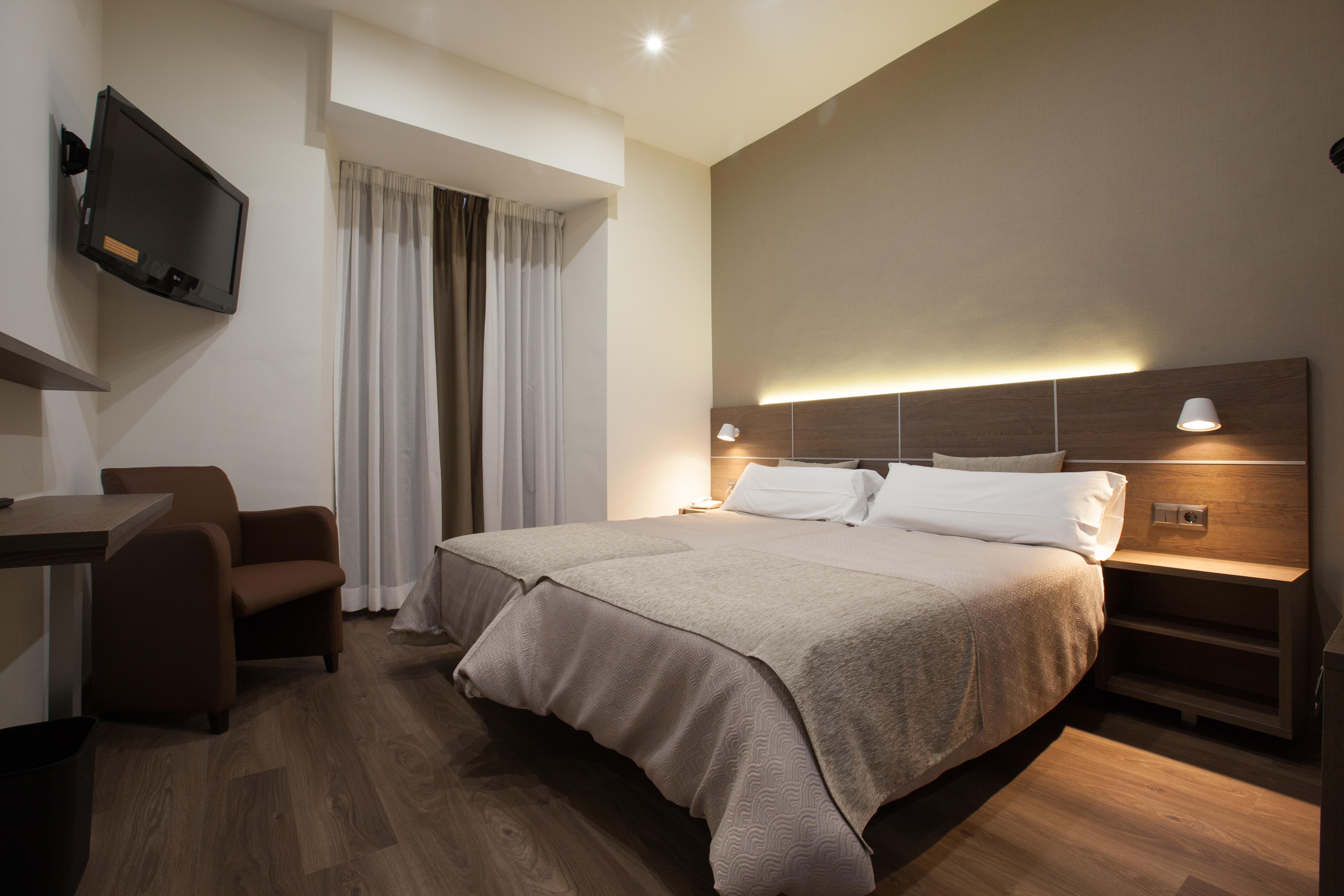 Hotel Don Paco Malaga Exterior photo