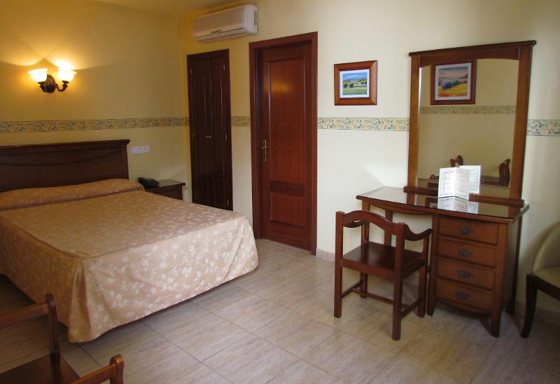 Hotel Don Paco Malaga Exterior photo